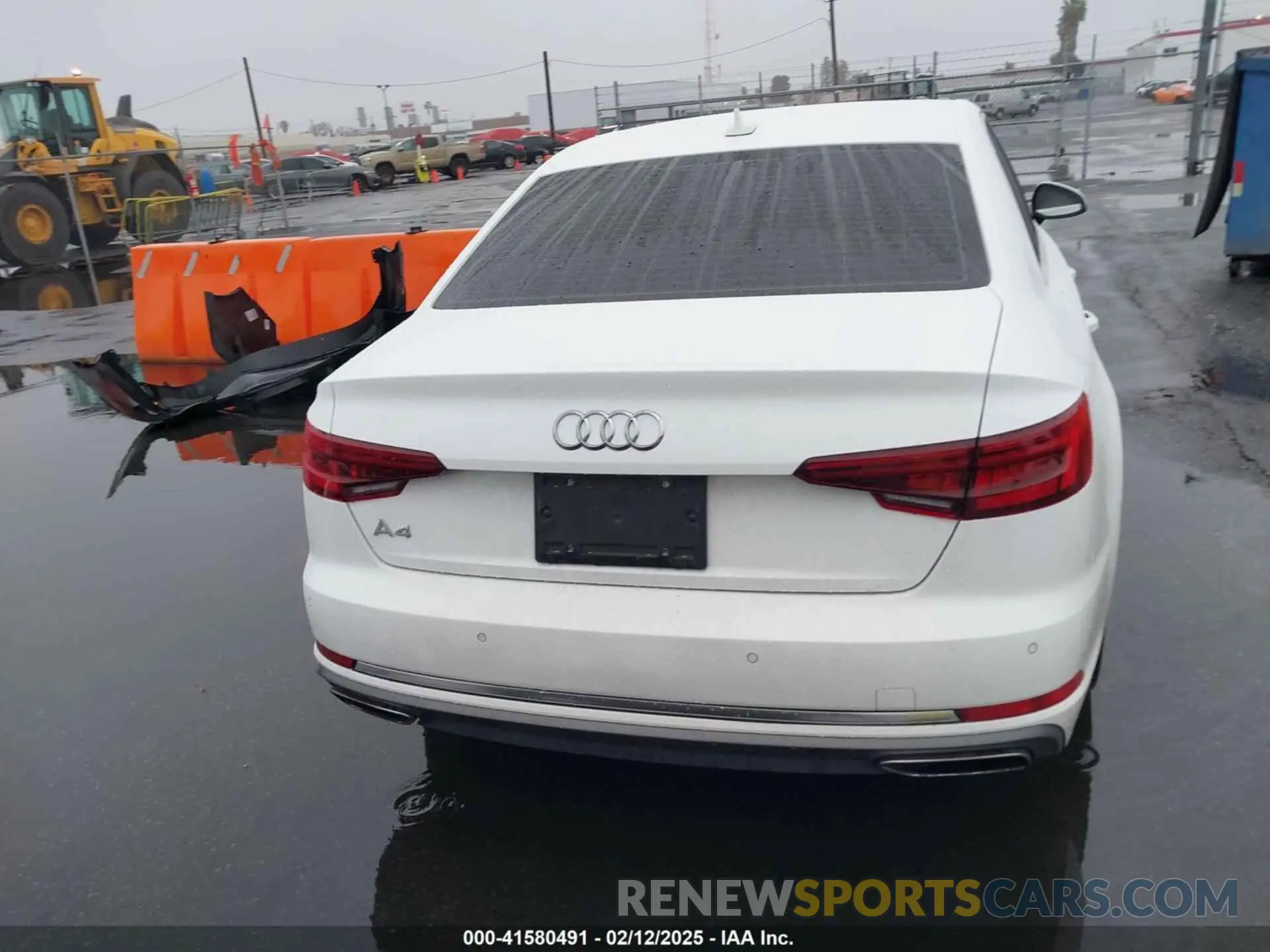 16 Фотография поврежденного автомобиля WAUHMAF48KA106455 AUDI A4 2019