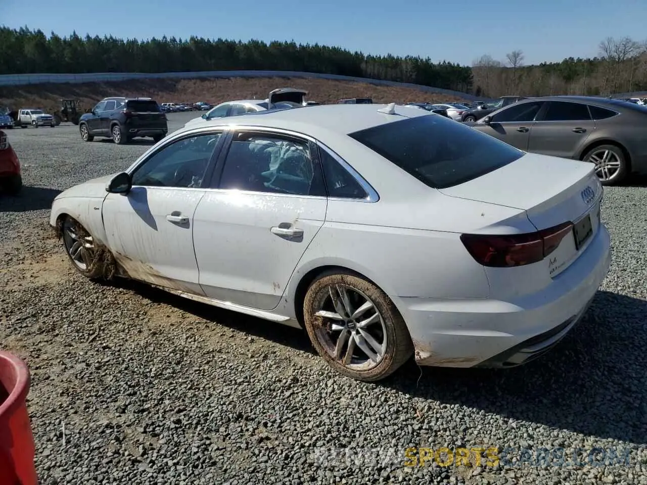 2 Фотография поврежденного автомобиля WAUDNAF41LN008082 AUDI A4 2020