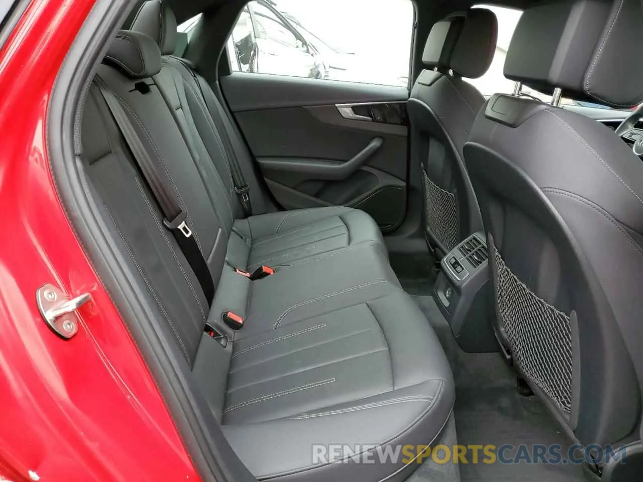 10 Фотография поврежденного автомобиля WAUDNAF44LN012952 AUDI A4 2020