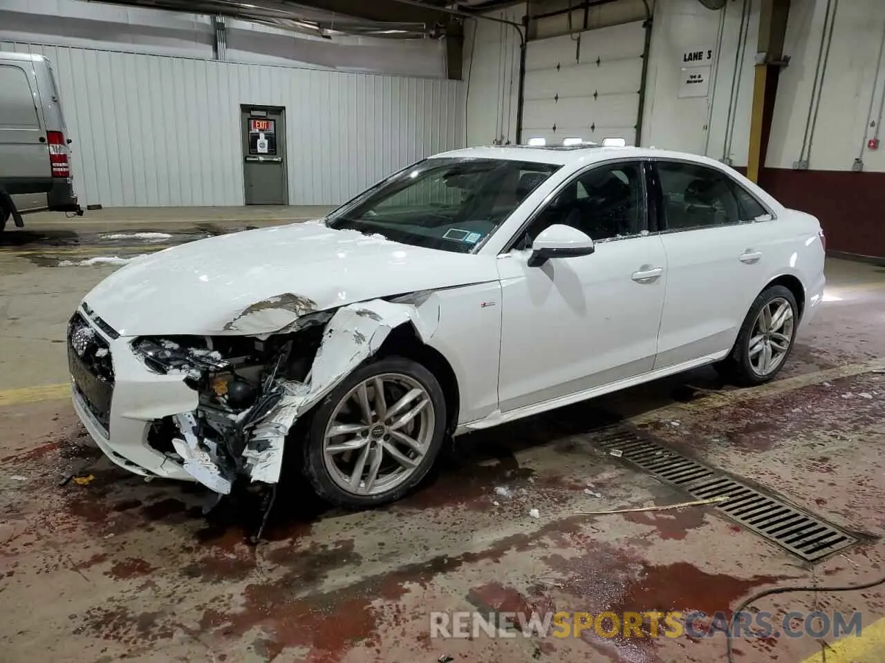 1 Фотография поврежденного автомобиля WAUENAF45LN005173 AUDI A4 2020