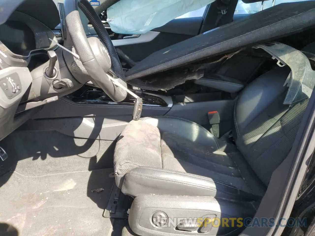 7 Photograph of a damaged car WAUENAF47LN008379 AUDI A4 2020