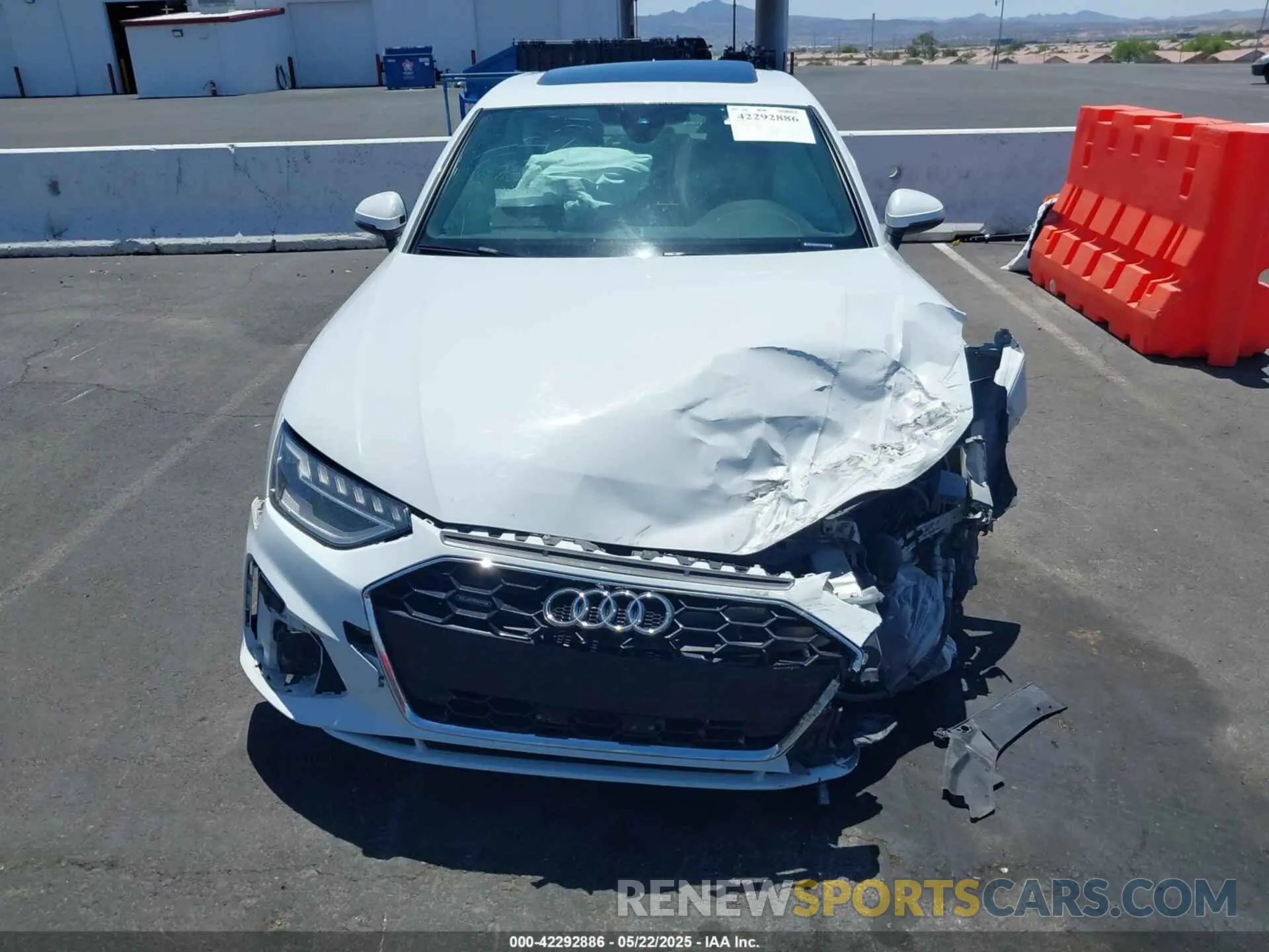 11 Photograph of a damaged car WAUENAF47LN008396 AUDI A4 2020