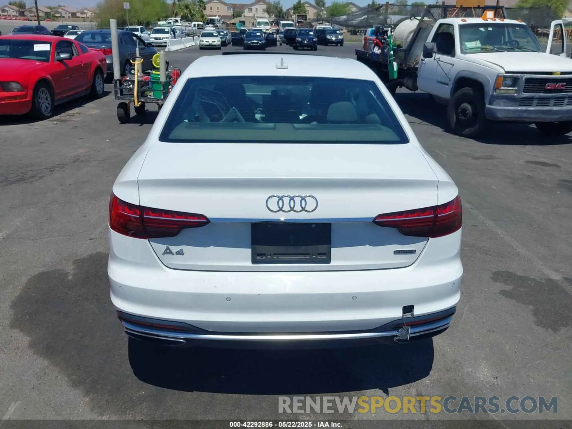 15 Photograph of a damaged car WAUENAF47LN008396 AUDI A4 2020