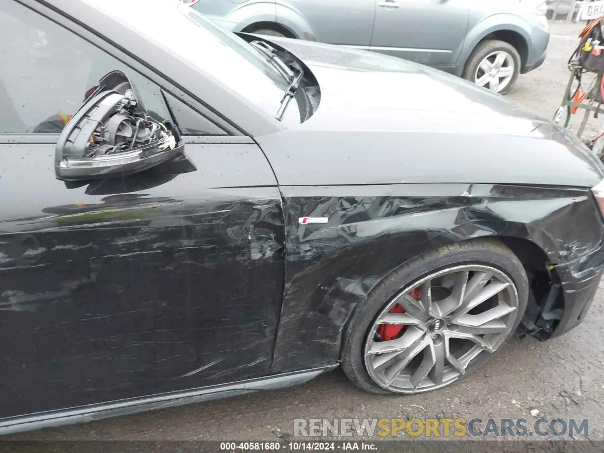 6 Photograph of a damaged car WAUENAF48LN006656 AUDI A4 2020