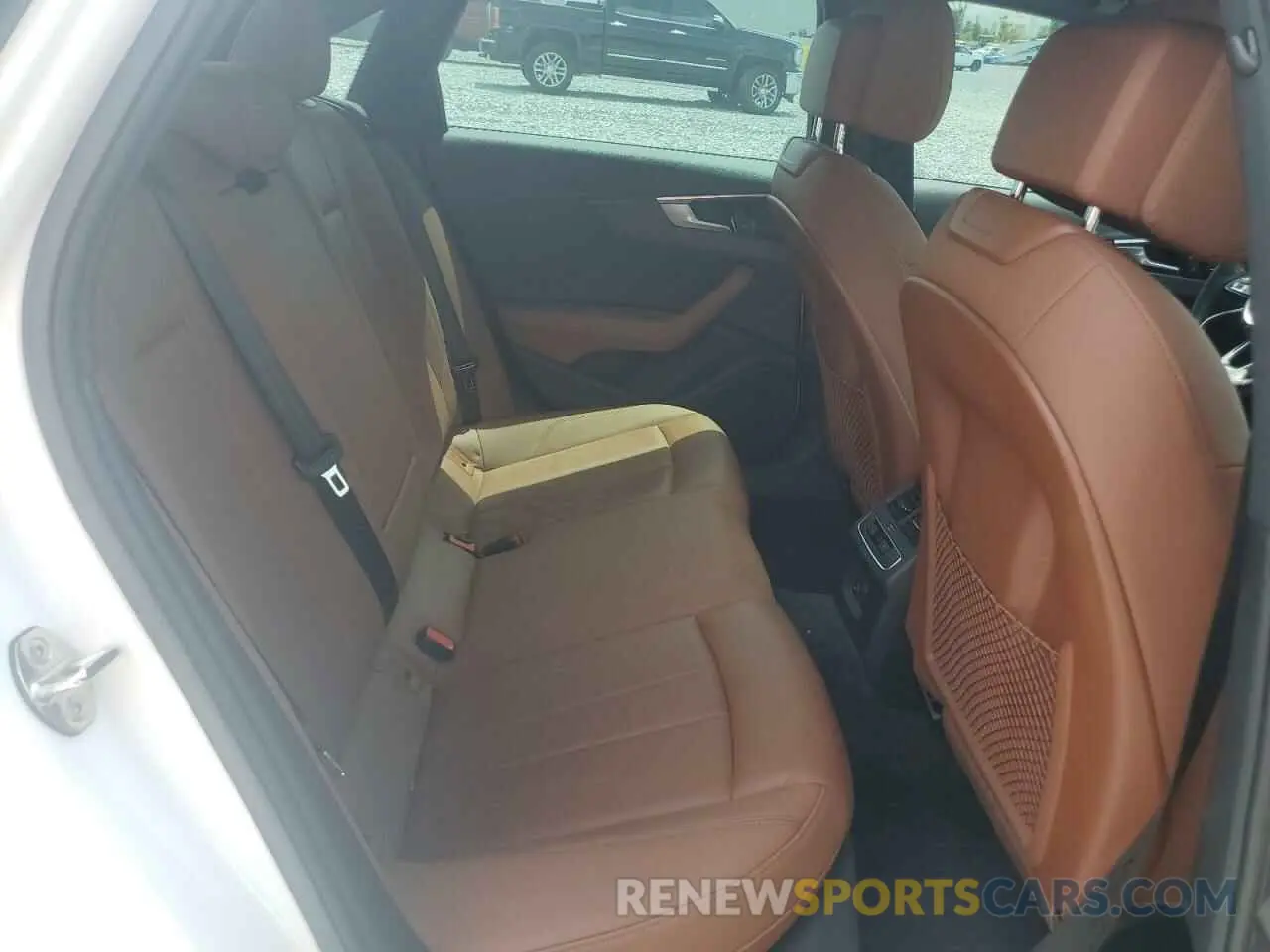 10 Фотография поврежденного автомобиля WAUGMAF42LN011816 AUDI A4 2020