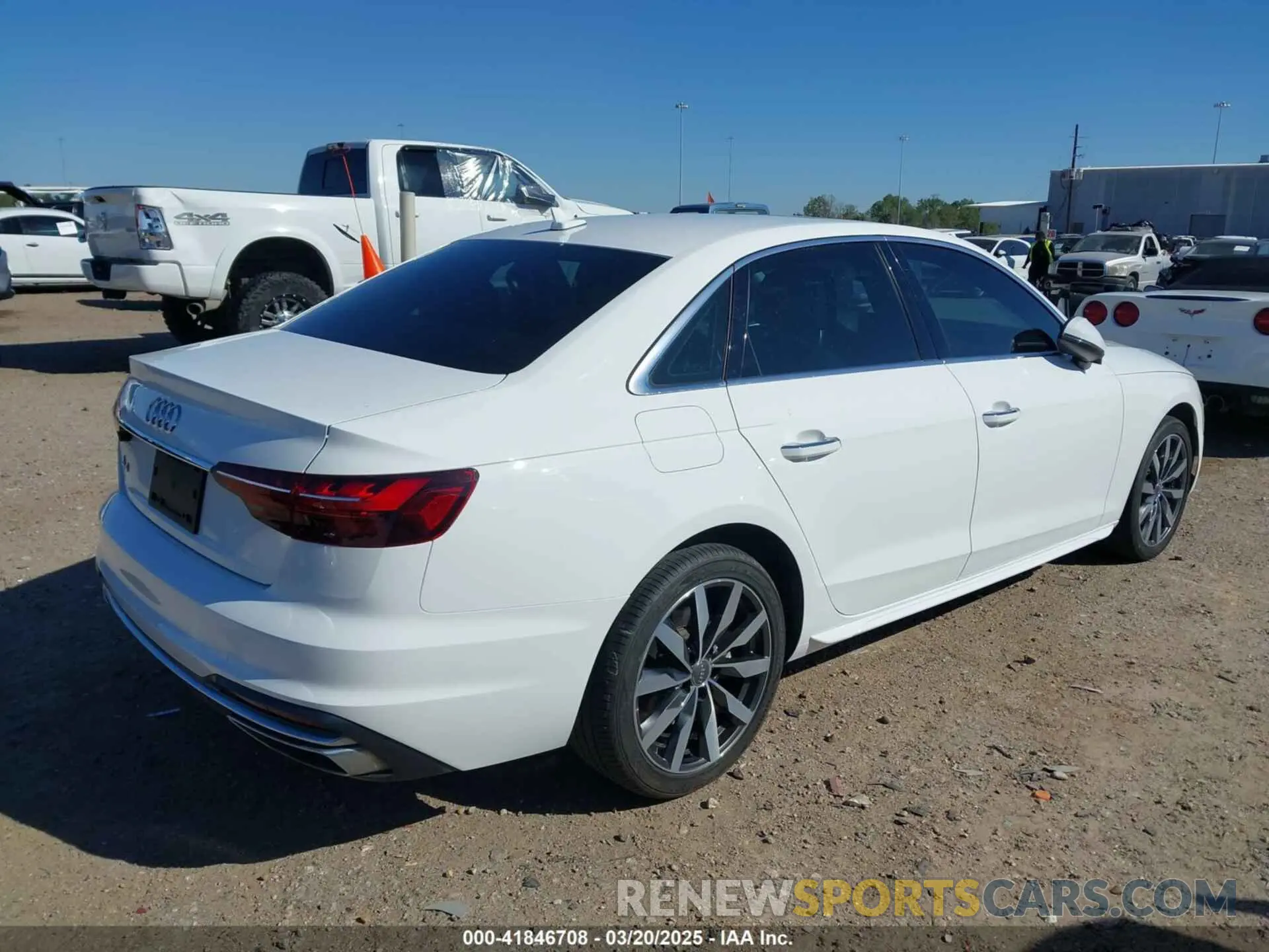 4 Фотография поврежденного автомобиля WAUGMAF44LN013504 AUDI A4 2020