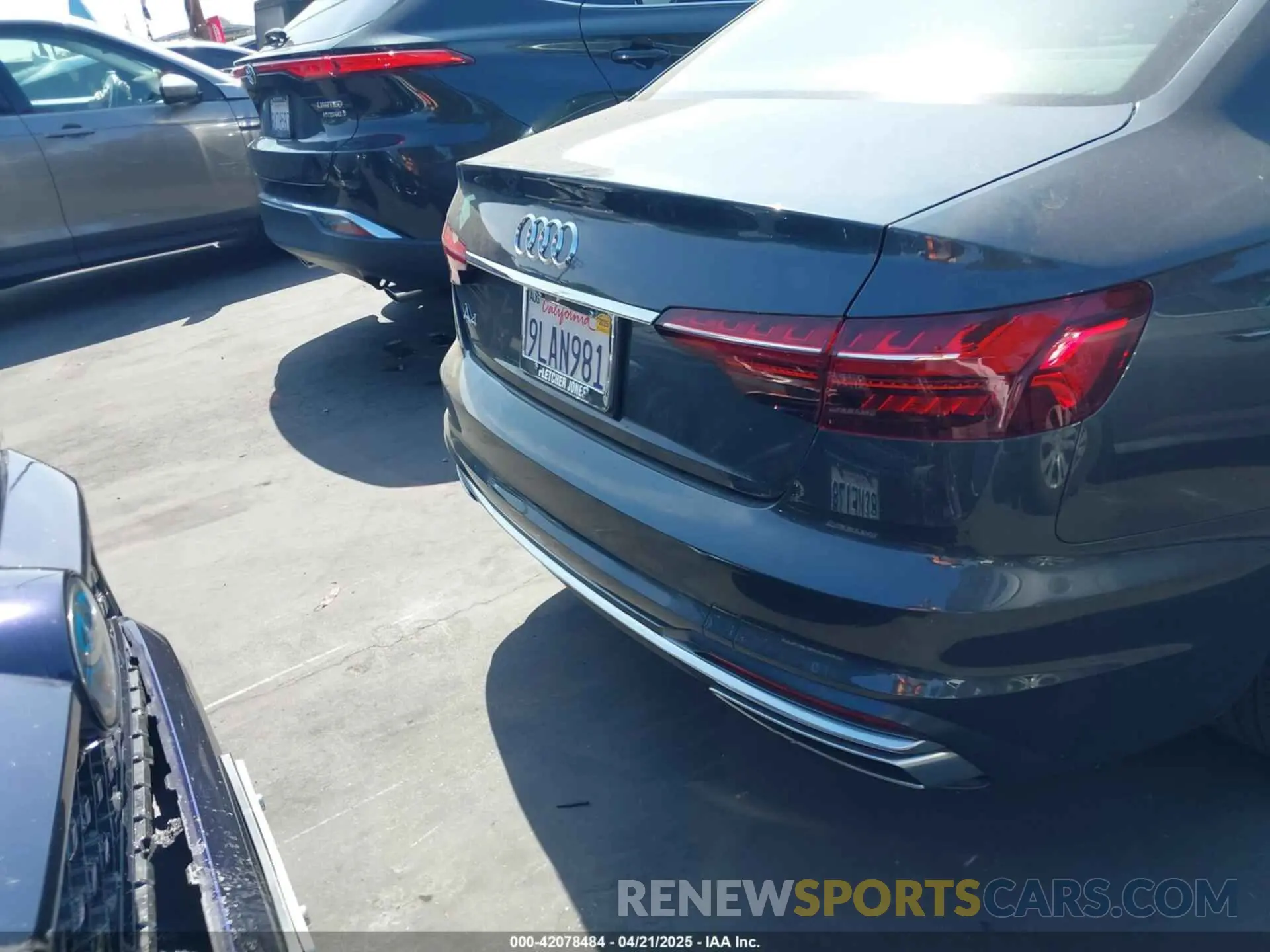 16 Photograph of a damaged car WAUGMAF46LN004092 AUDI A4 2020