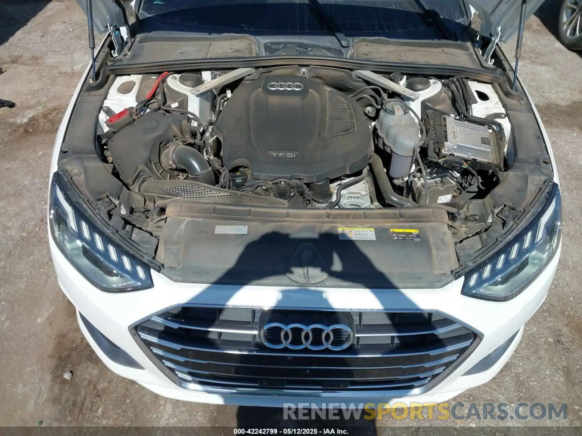 10 Фотография поврежденного автомобиля WAUHMAF48LN011274 AUDI A4 2020