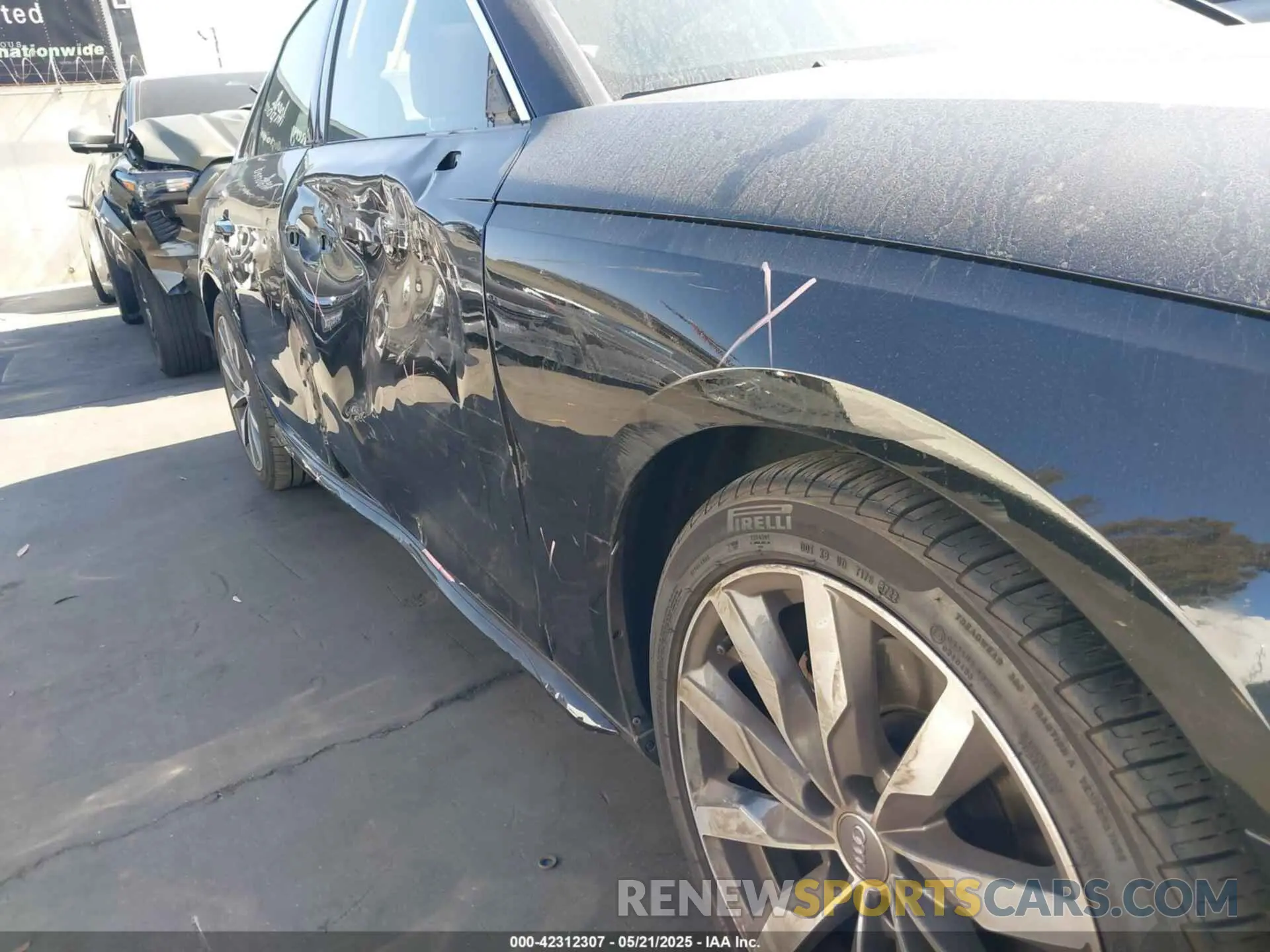 6 Фотография поврежденного автомобиля WAUJMAF46LN008486 AUDI A4 2020