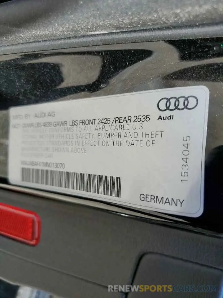 10 Фотография поврежденного автомобиля WAUABAF41MN013070 AUDI A4 2021