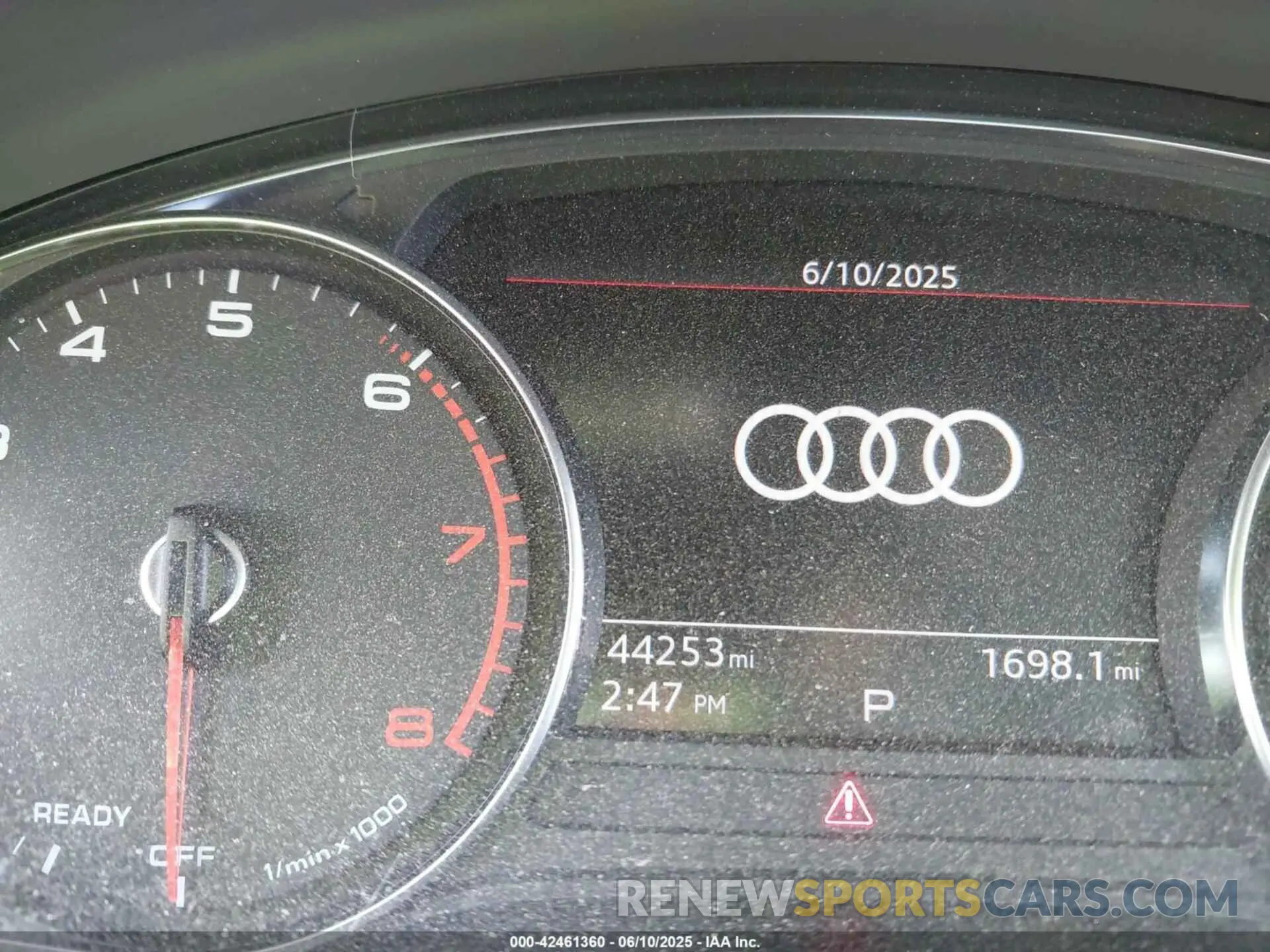 14 Фотография поврежденного автомобиля WAUABAF43MN009828 AUDI A4 2021