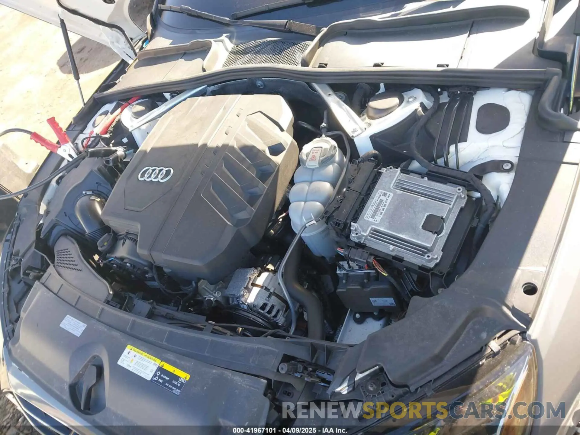 10 Фотография поврежденного автомобиля WAUABAF44MN012656 AUDI A4 2021