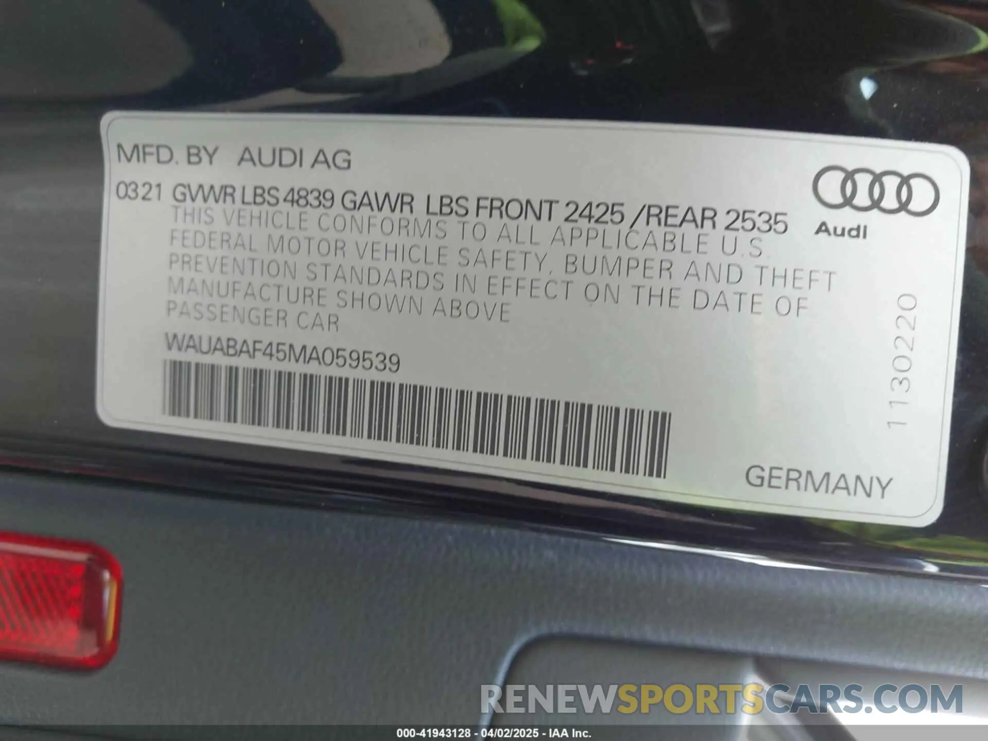 9 Фотография поврежденного автомобиля WAUABAF45MA059539 AUDI A4 2021