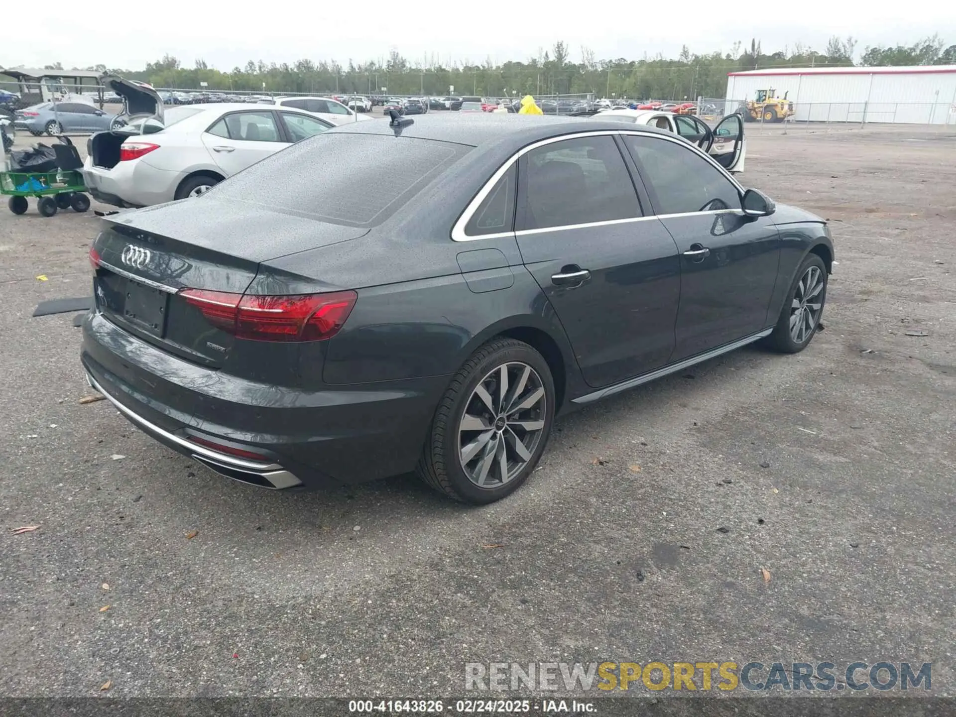 4 Фотография поврежденного автомобиля WAUABAF45MA068709 AUDI A4 2021