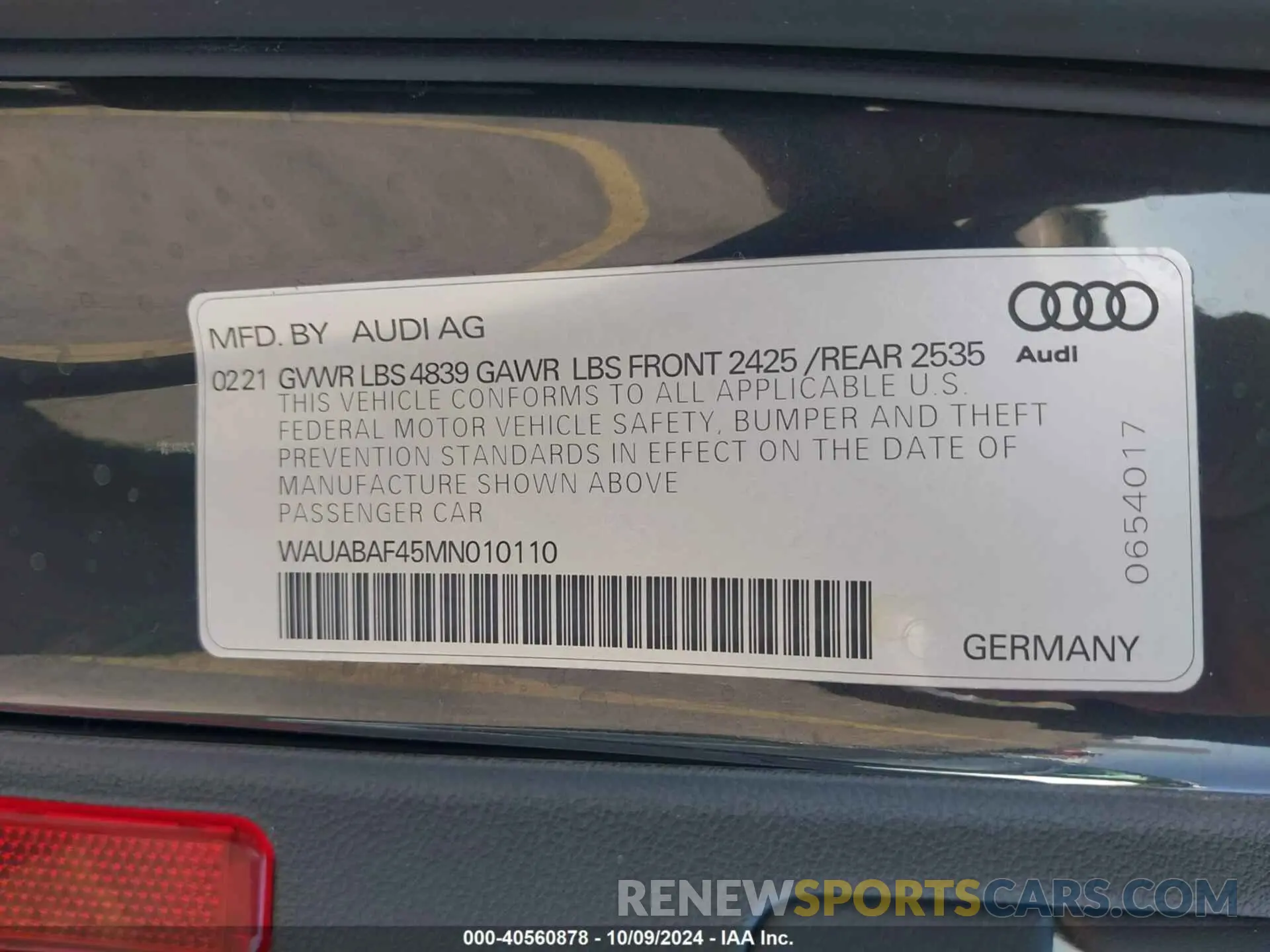 9 Photograph of a damaged car WAUABAF45MN010110 AUDI A4 2021