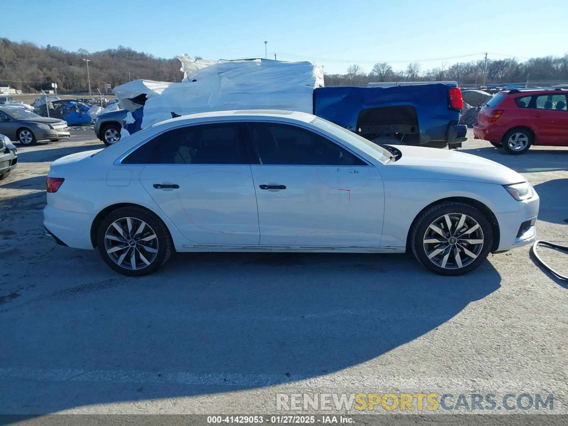 14 Фотография поврежденного автомобиля WAUABAF47MN010965 AUDI A4 2021