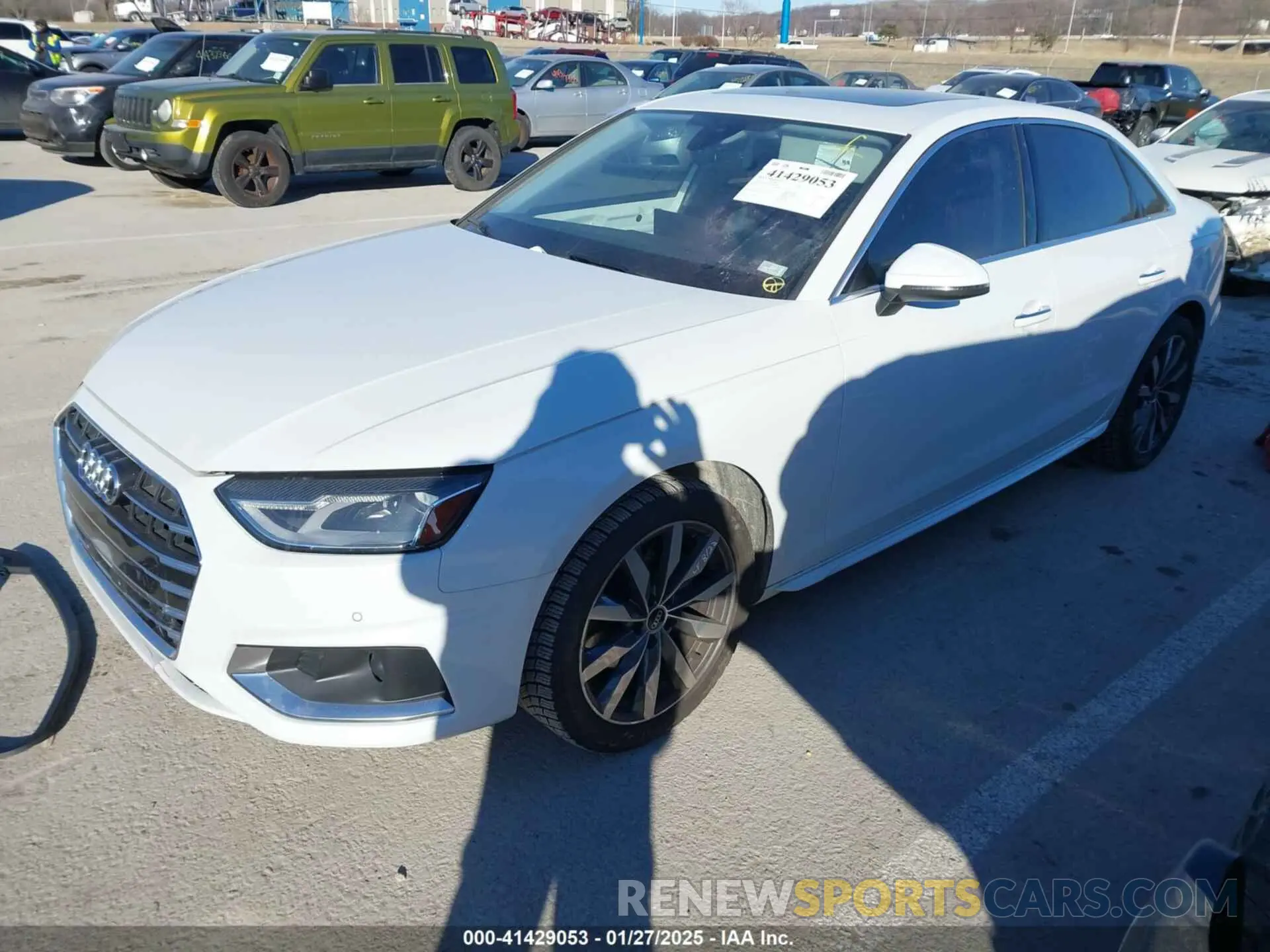 2 Фотография поврежденного автомобиля WAUABAF47MN010965 AUDI A4 2021
