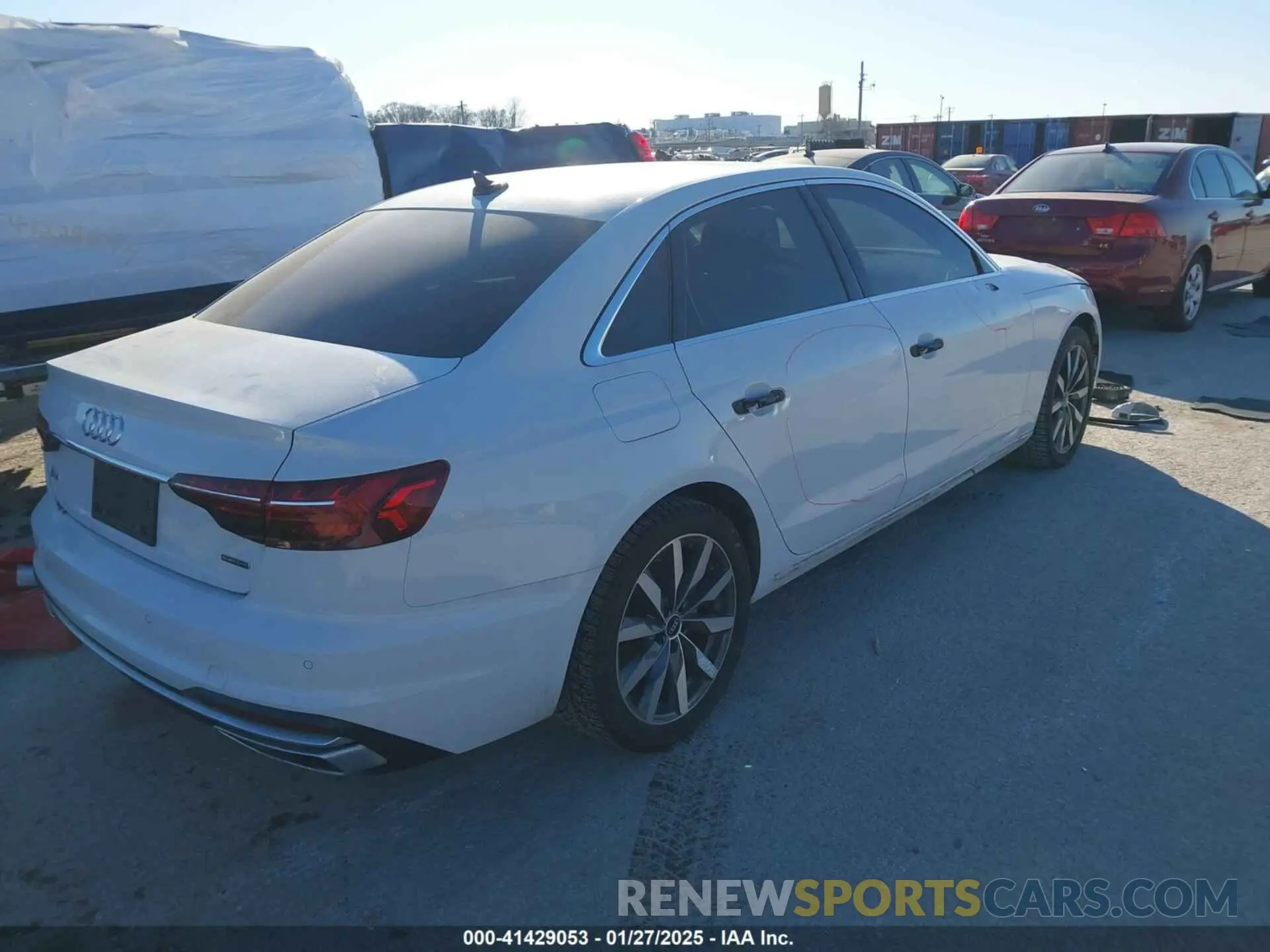 4 Фотография поврежденного автомобиля WAUABAF47MN010965 AUDI A4 2021