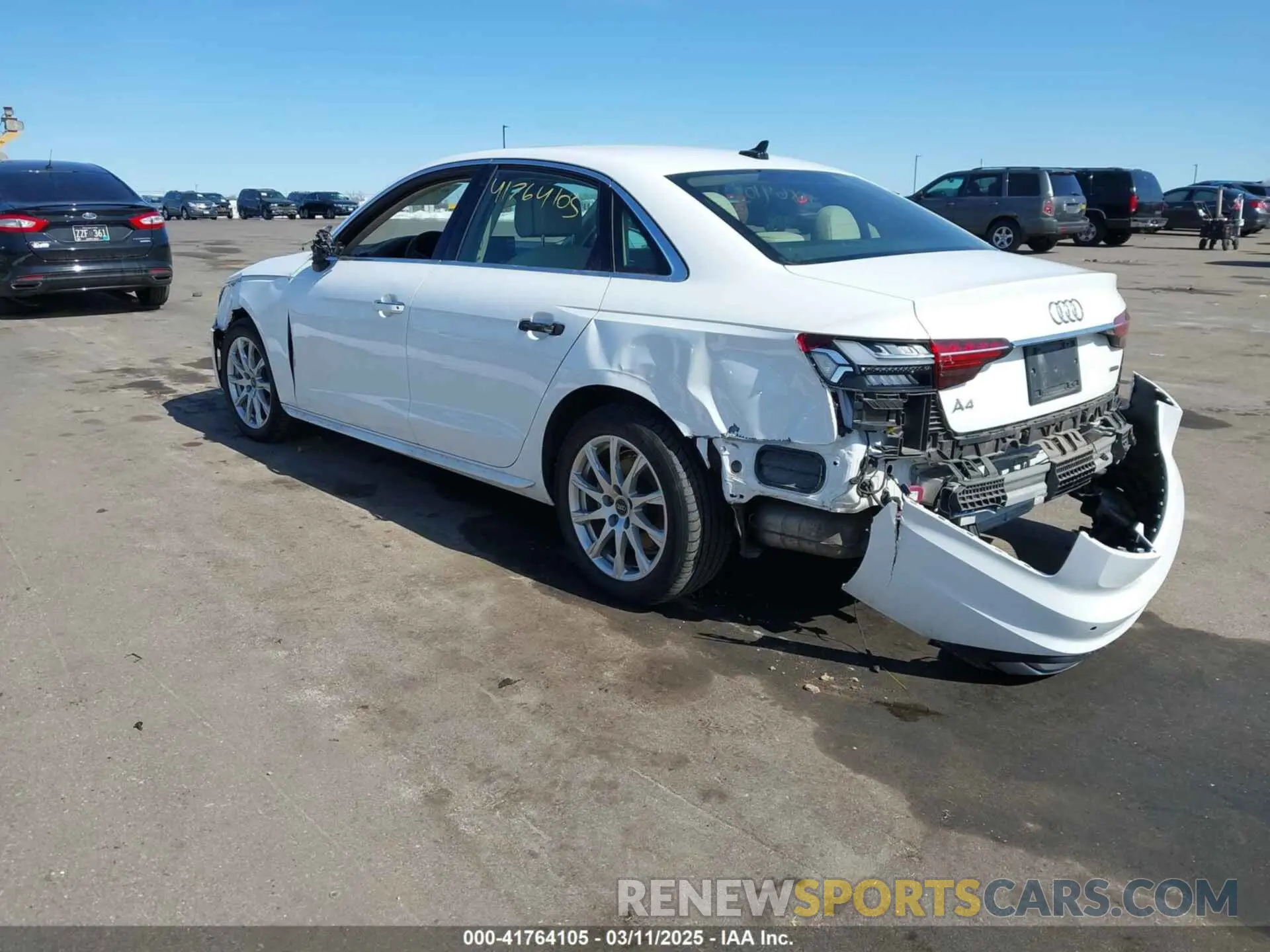 3 Фотография поврежденного автомобиля WAUABAF48MA087027 AUDI A4 2021