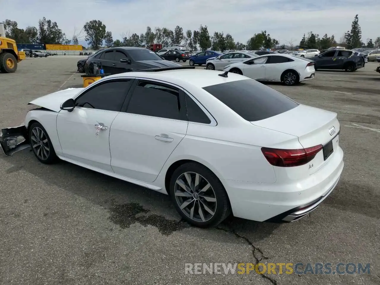 2 Фотография поврежденного автомобиля WAUBBAF41MA003716 AUDI A4 2021