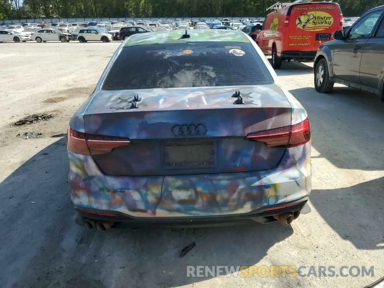 6 Photograph of a damaged car WAUDAAF40MA035343 AUDI A4 2021
