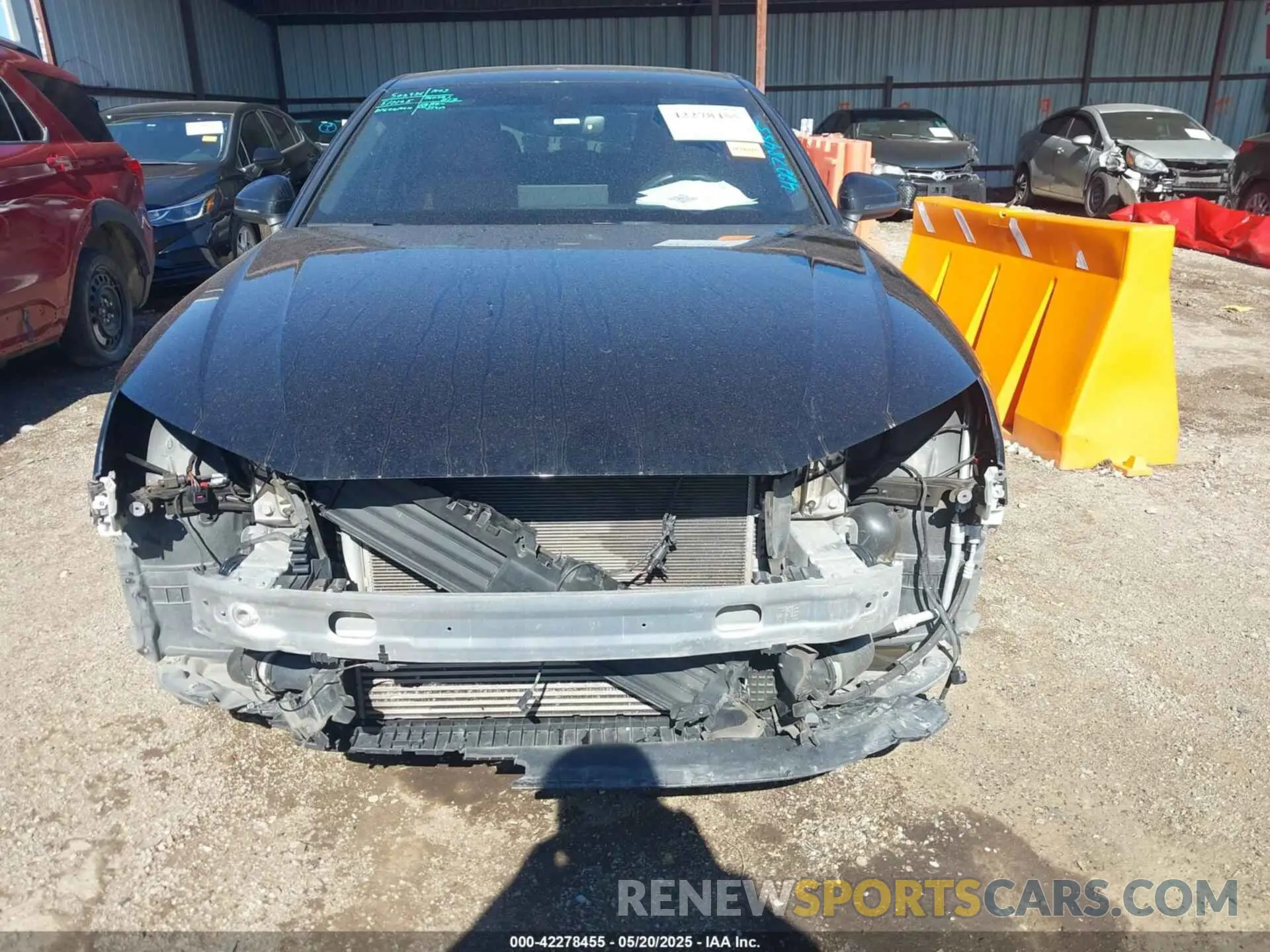 13 Фотография поврежденного автомобиля WAUEAAF40MA075183 AUDI A4 2021