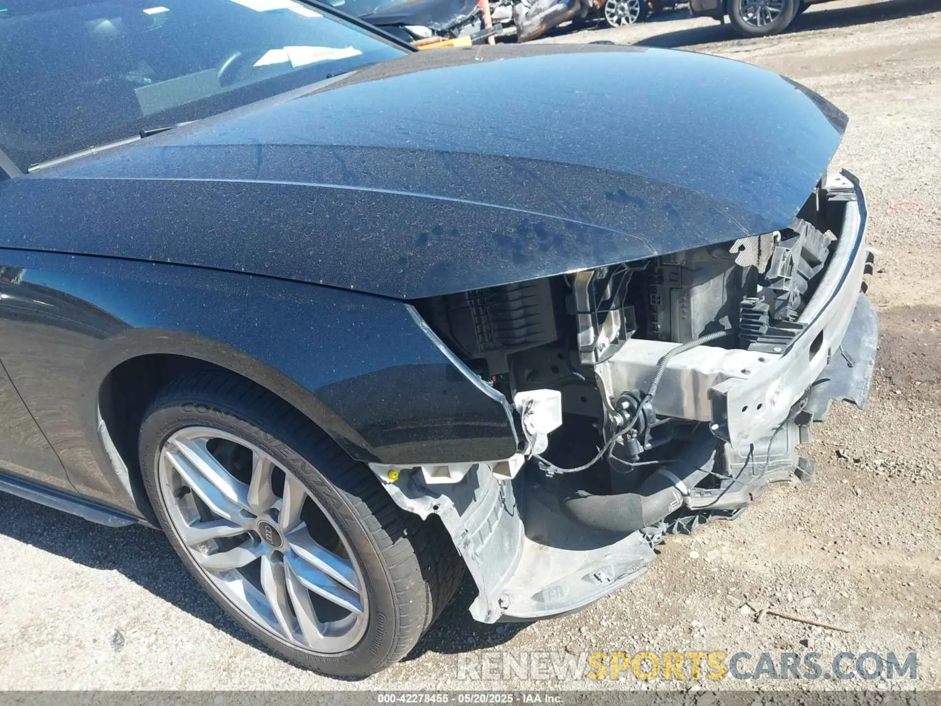19 Фотография поврежденного автомобиля WAUEAAF40MA075183 AUDI A4 2021