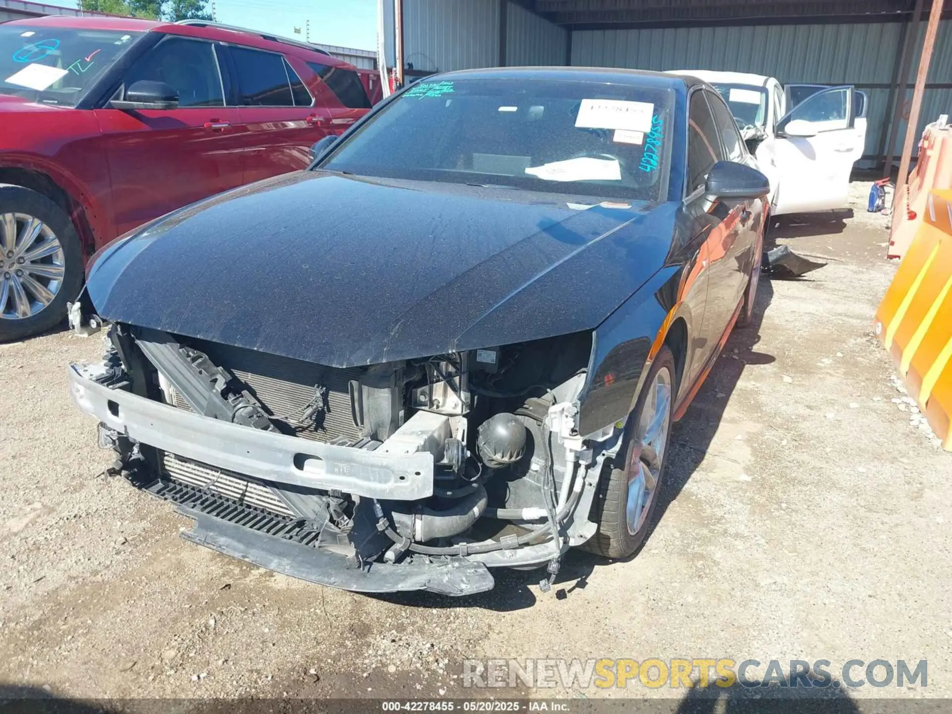 2 Фотография поврежденного автомобиля WAUEAAF40MA075183 AUDI A4 2021