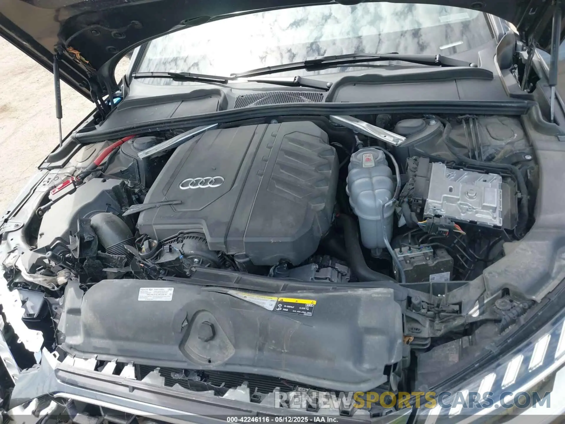 10 Photograph of a damaged car WAUEAAF41MA076634 AUDI A4 2021