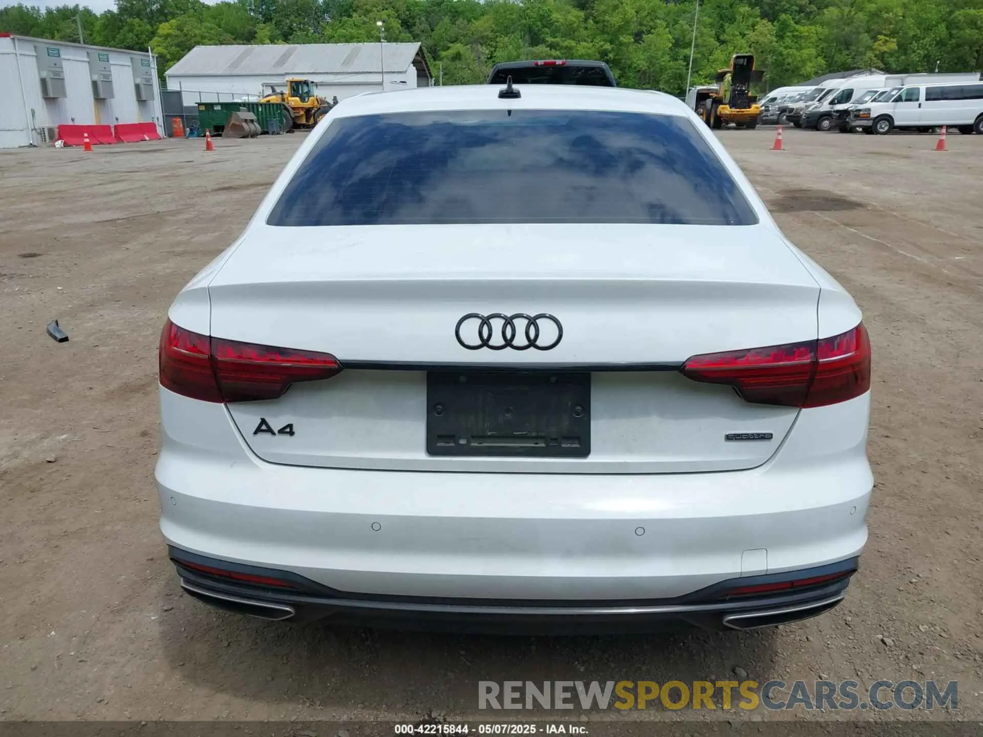 15 Фотография поврежденного автомобиля WAUEAAF41MN007919 AUDI A4 2021