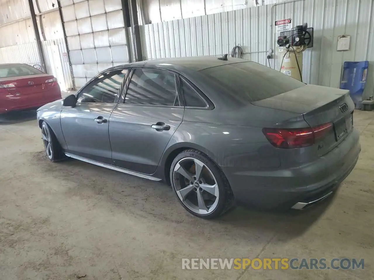 2 Фотография поврежденного автомобиля WAUEAAF42MA079297 AUDI A4 2021