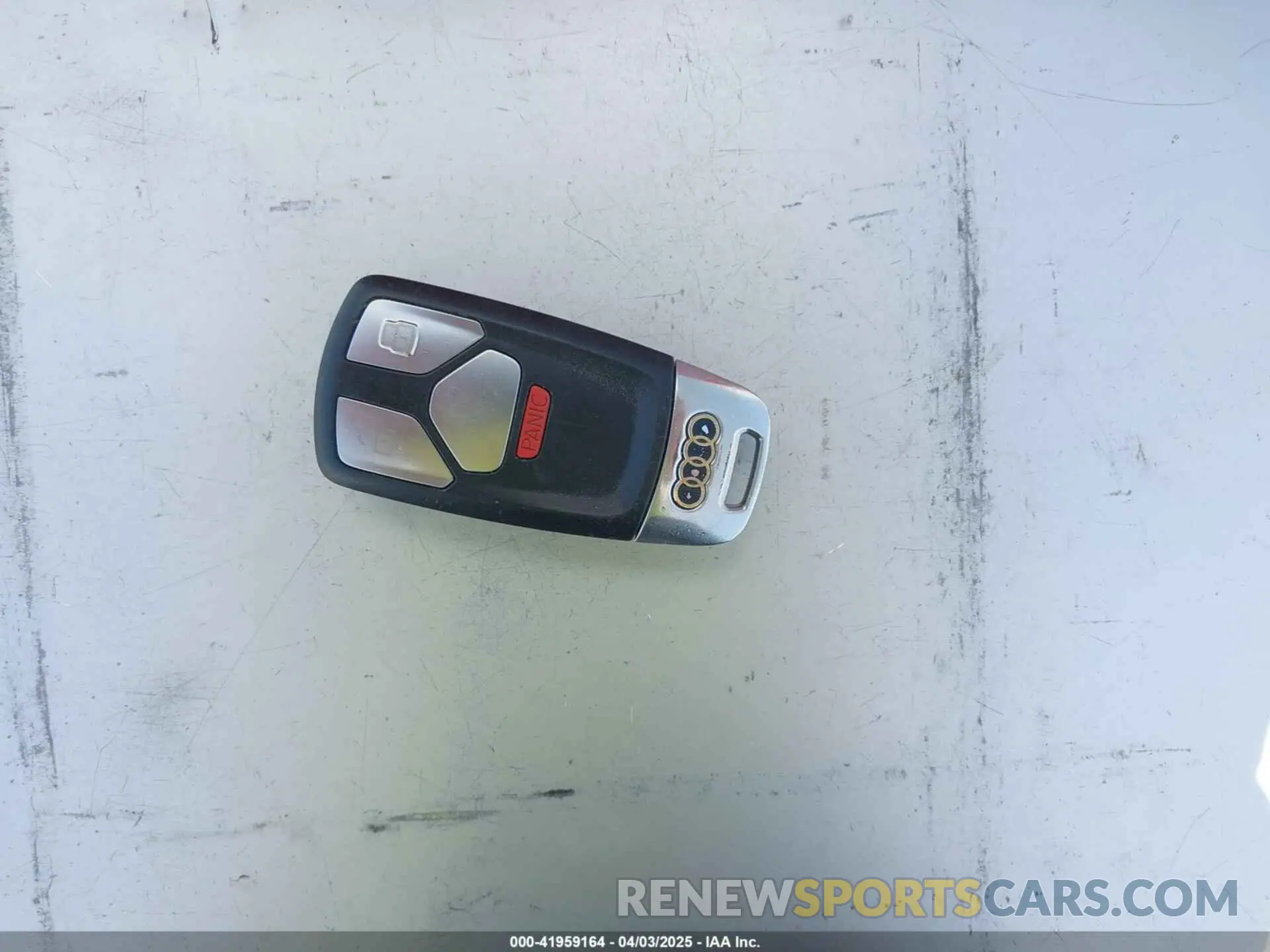 11 Фотография поврежденного автомобиля WAUEAAF44MN005744 AUDI A4 2021