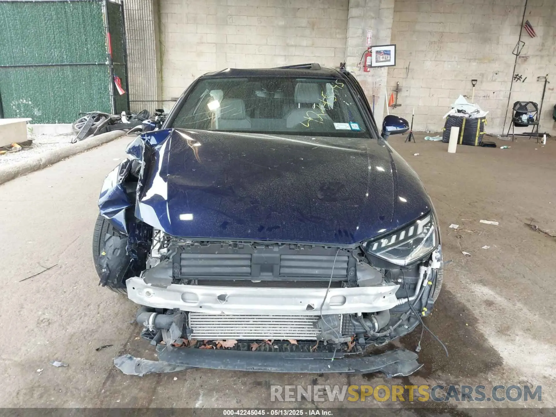 13 Фотография поврежденного автомобиля WAUEABF44MA086404 AUDI A4 2021