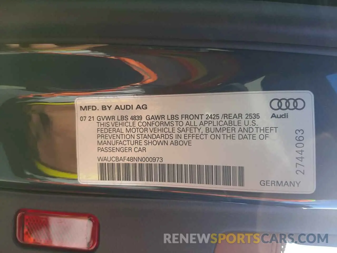 10 Photograph of a damaged car WAUCBAF48NN000973 AUDI A4 2022