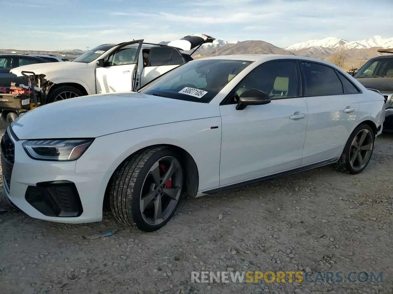 1 Фотография поврежденного автомобиля WAUEAAF40NN006410 AUDI A4 2022