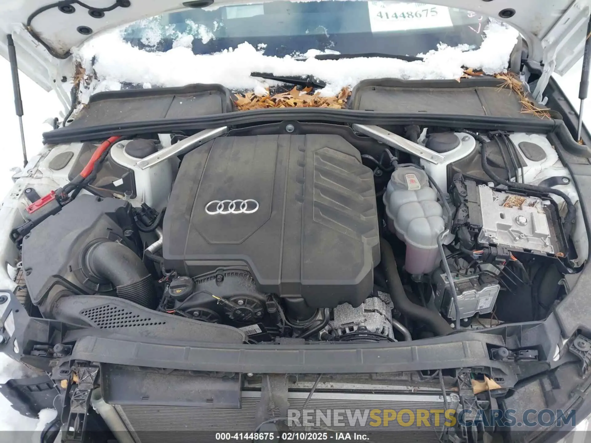 10 Фотография поврежденного автомобиля WAUEAAF40NN010683 AUDI A4 2022