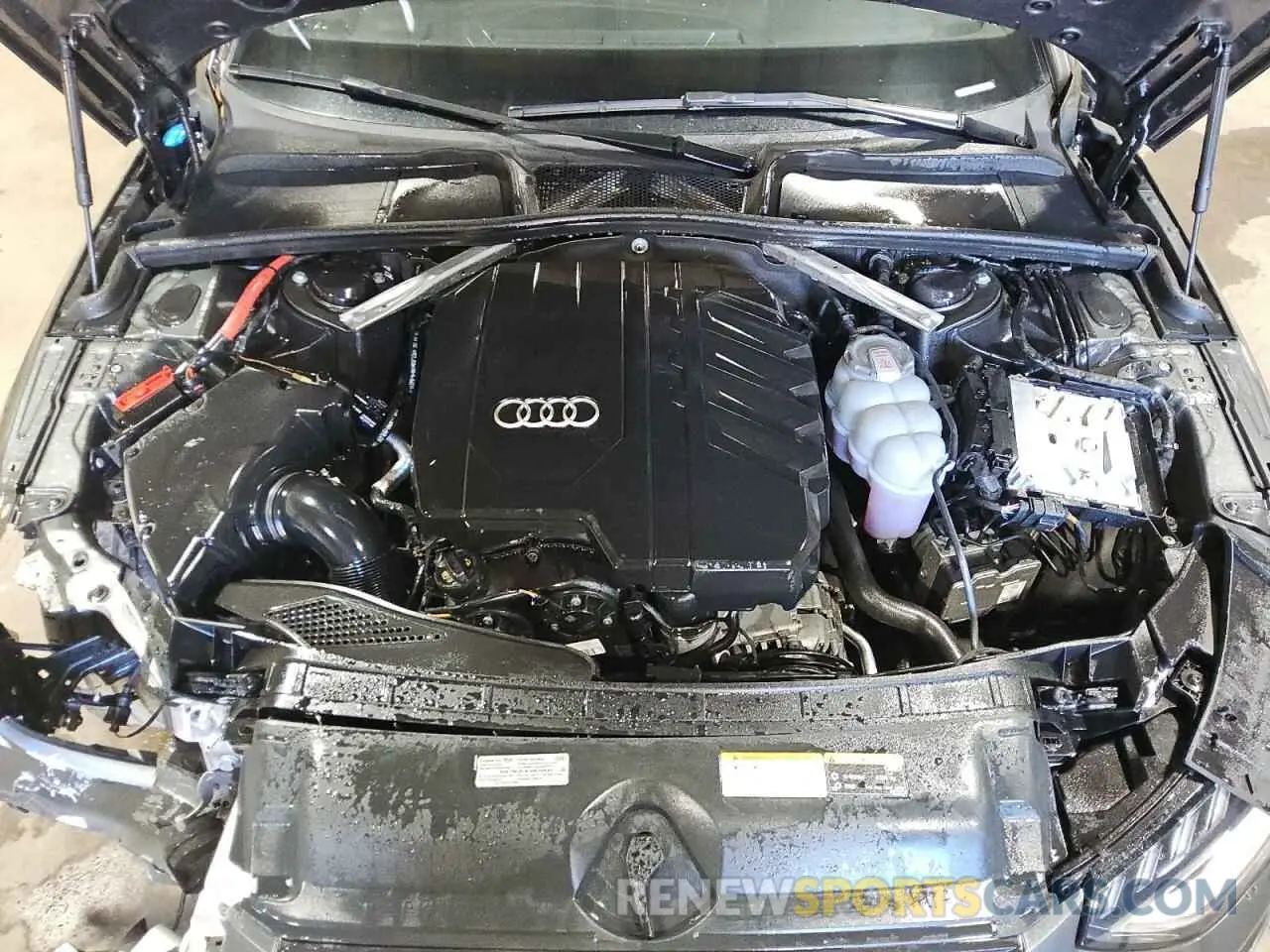 11 Фотография поврежденного автомобиля WAUEAAF40NN015284 AUDI A4 2022