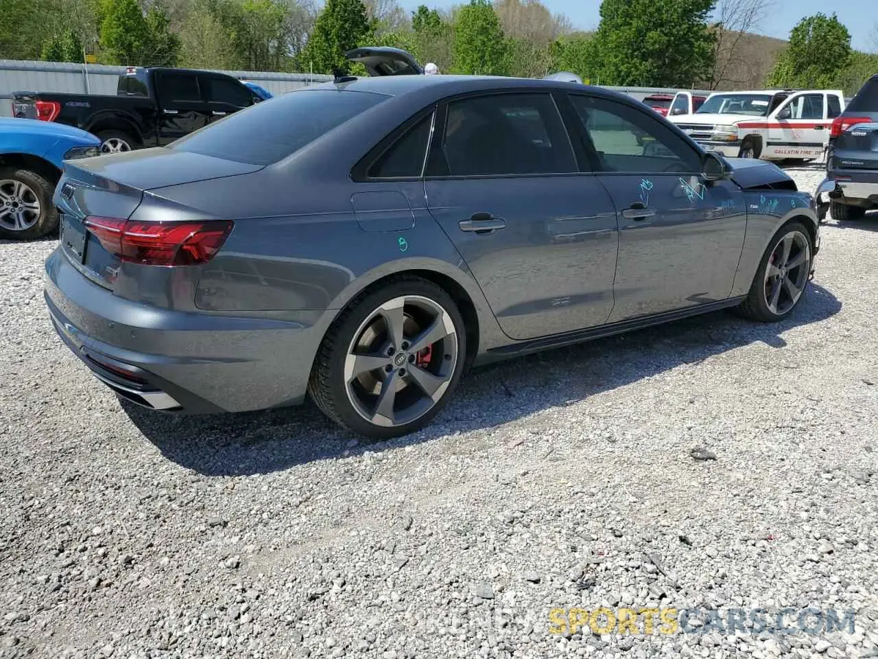 3 Photograph of a damaged car WAUEAAF41NN003998 AUDI A4 2022