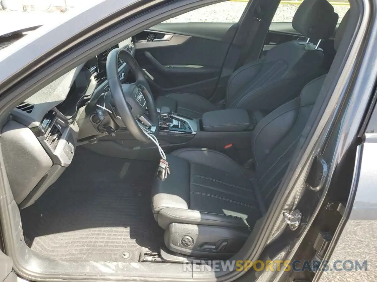 7 Photograph of a damaged car WAUEAAF41NN003998 AUDI A4 2022
