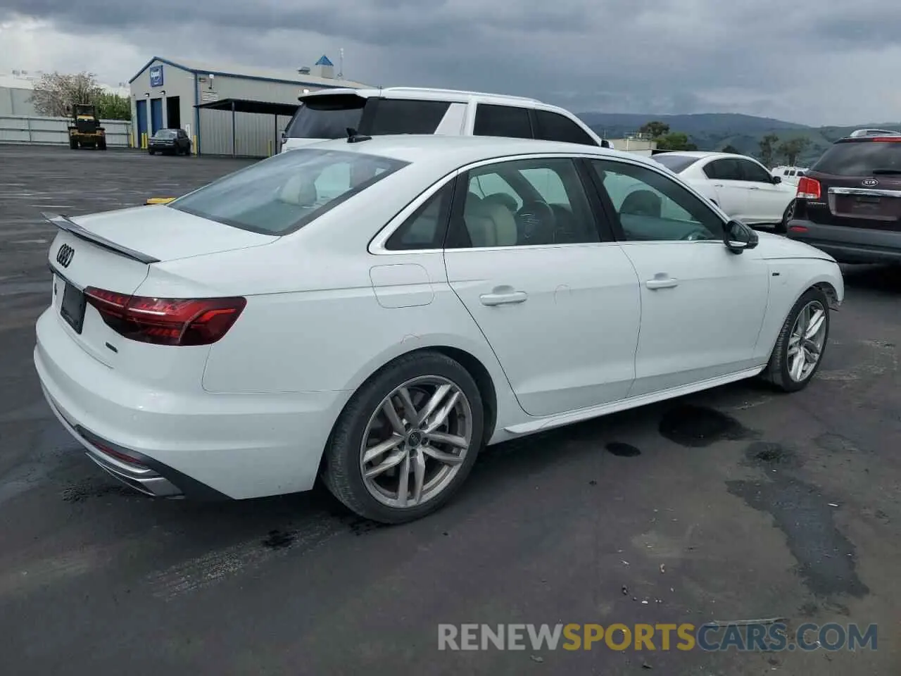 3 Photograph of a damaged car WAUEAAF44NN014025 AUDI A4 2022