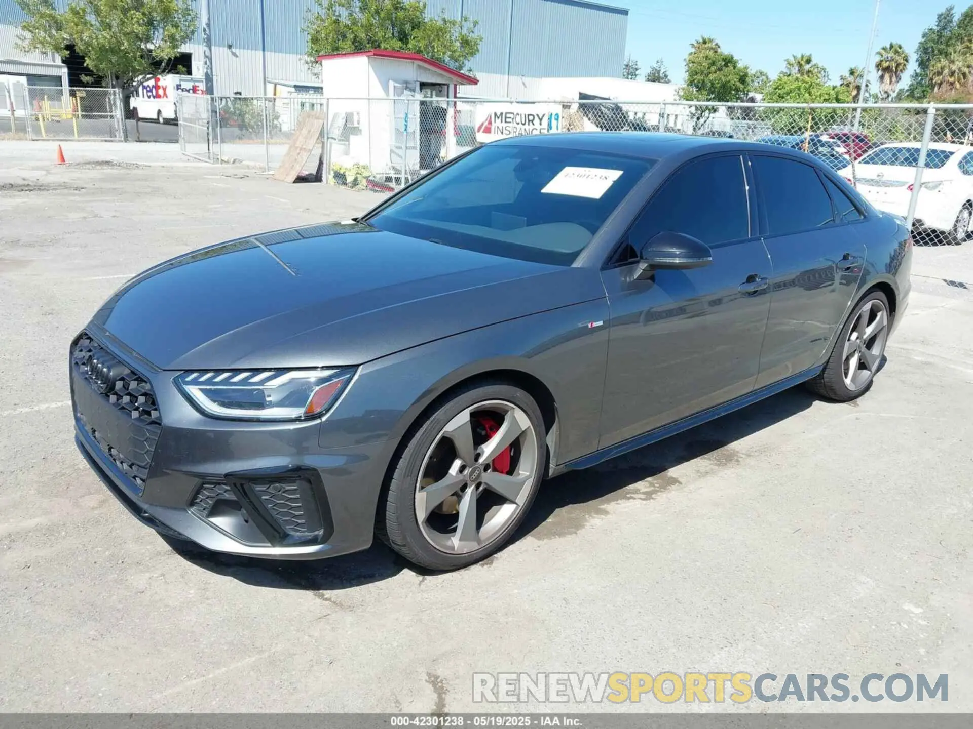 2 Фотография поврежденного автомобиля WAUEAAF47NN012401 AUDI A4 2022