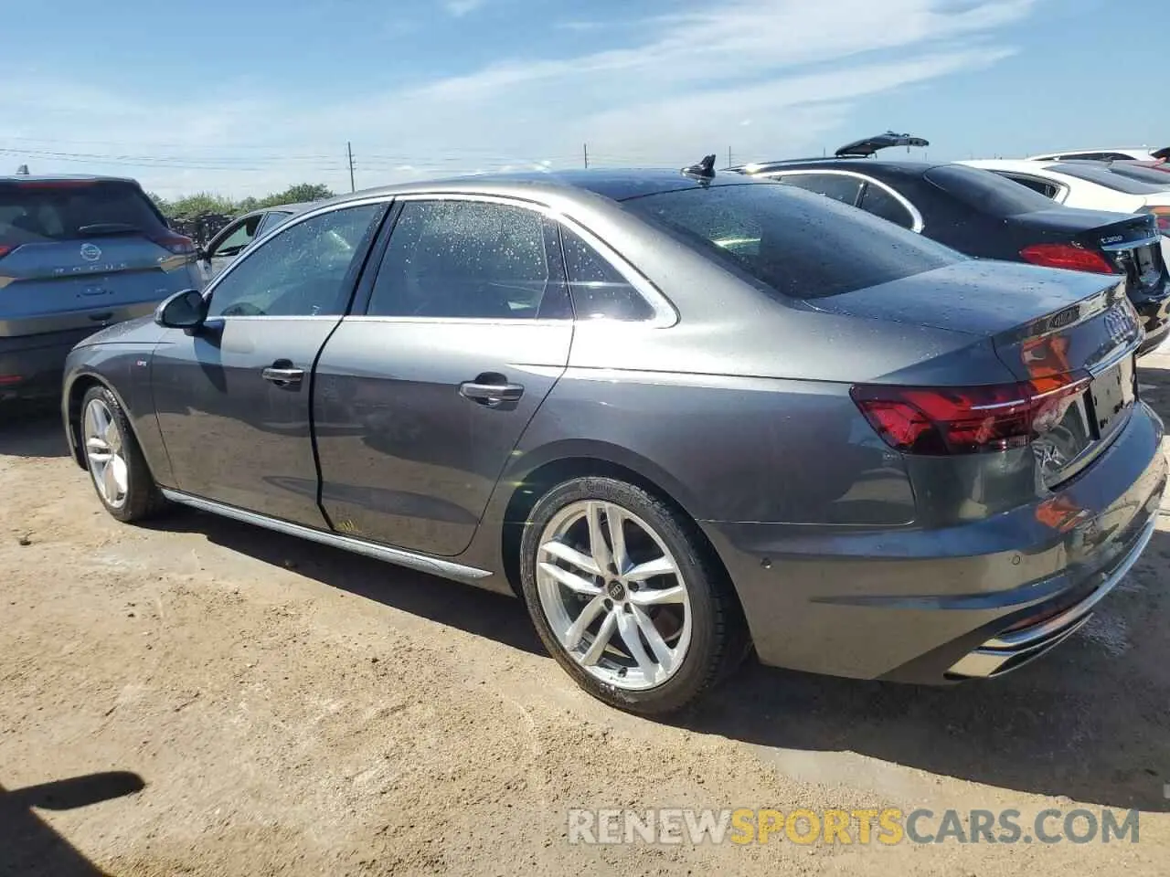 2 Фотография поврежденного автомобиля WAUFAAF49NN012632 AUDI A4 2022