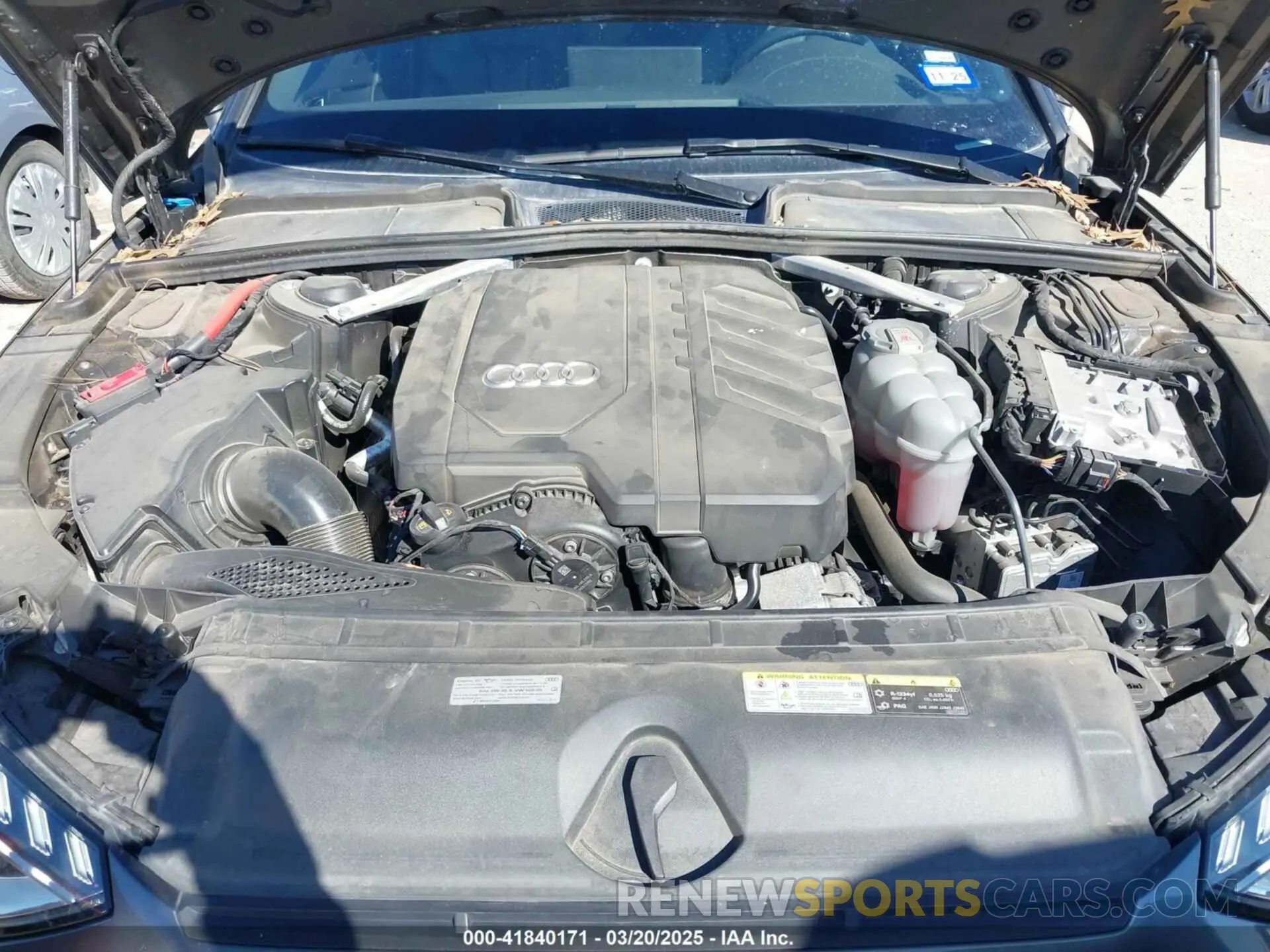 10 Фотография поврежденного автомобиля WAUEAAF41PN003017 AUDI A4 2023