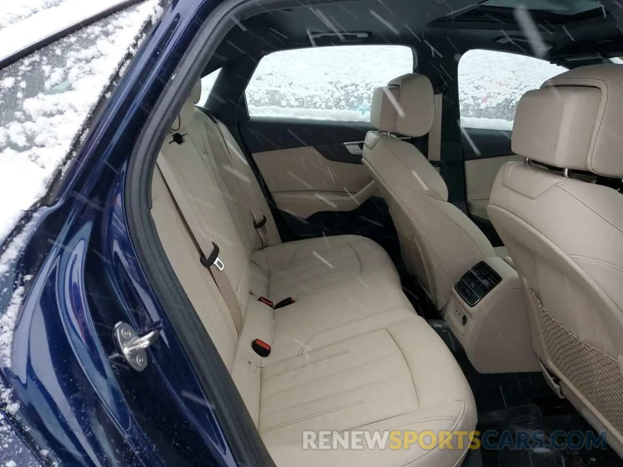 10 Фотография поврежденного автомобиля WAUEAAF41PN016558 AUDI A4 2023