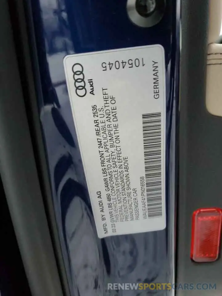12 Фотография поврежденного автомобиля WAUEAAF41PN016558 AUDI A4 2023