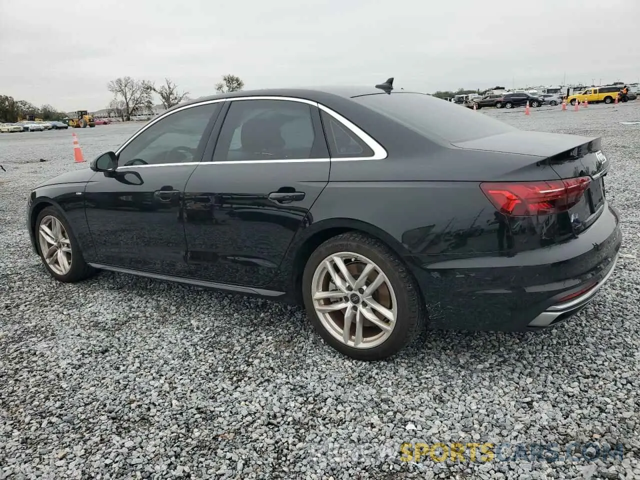 2 Фотография поврежденного автомобиля WAUEAAF42PN004810 AUDI A4 2023