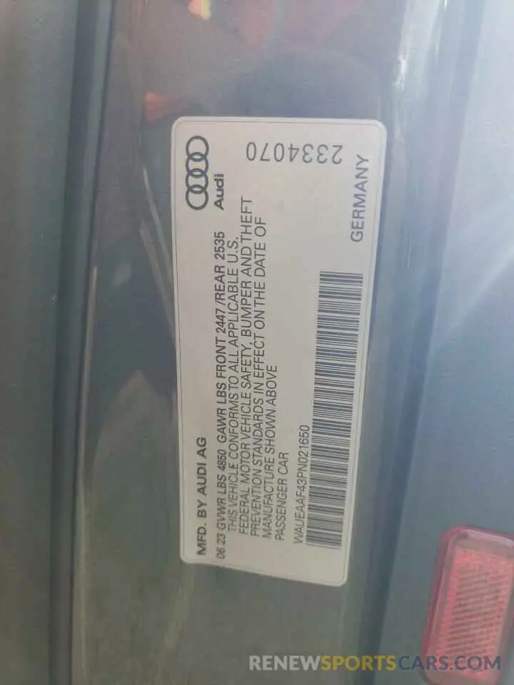12 Фотография поврежденного автомобиля WAUEAAF43PN021650 AUDI A4 2023
