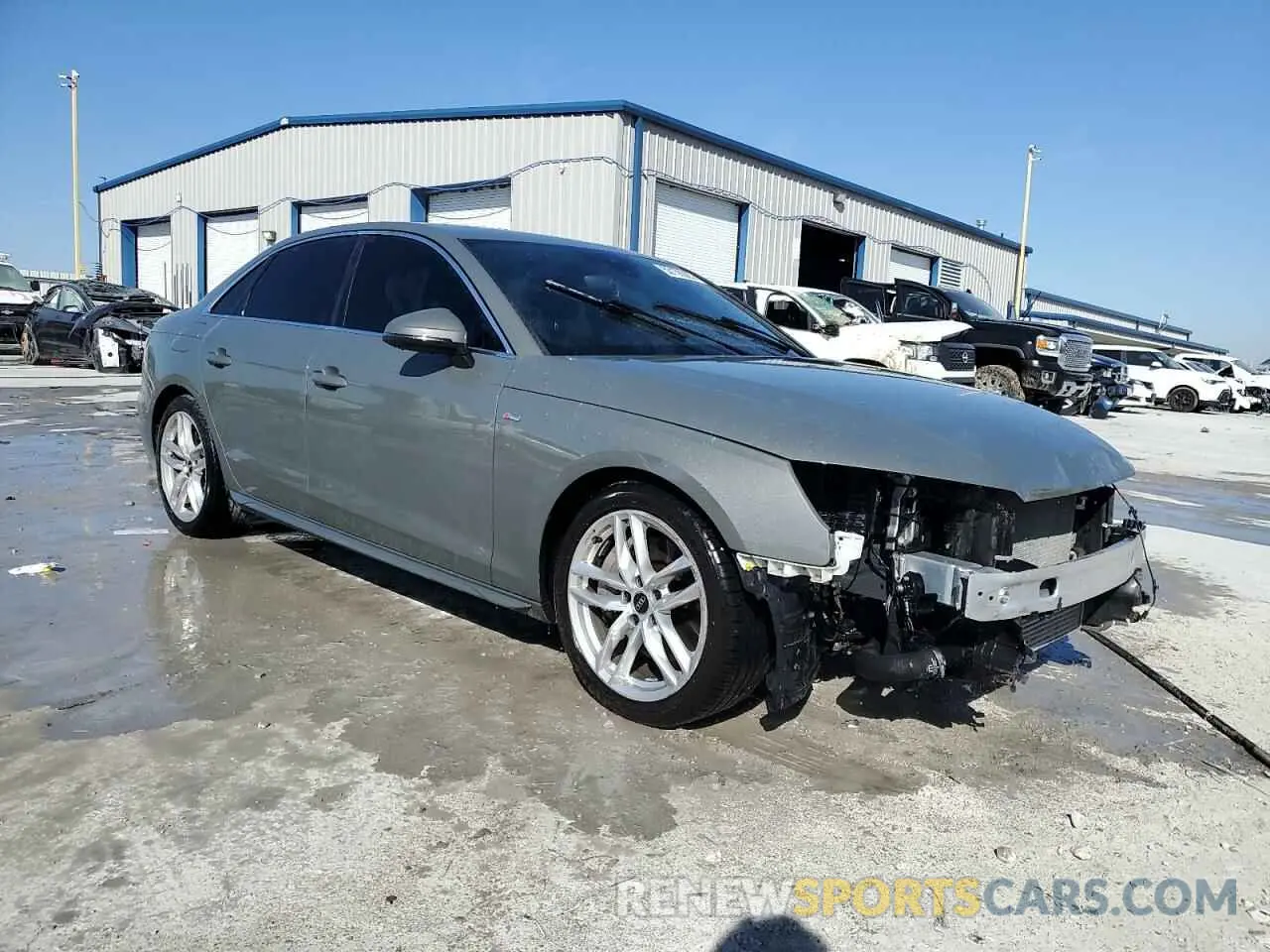 4 Фотография поврежденного автомобиля WAUEAAF45PN001979 AUDI A4 2023