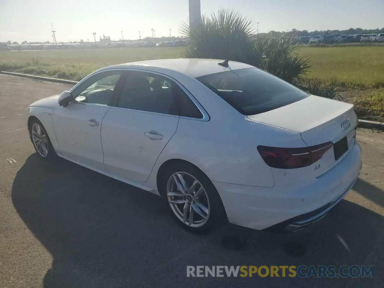 2 Фотография поврежденного автомобиля WAUEAAF45PN002629 AUDI A4 2023