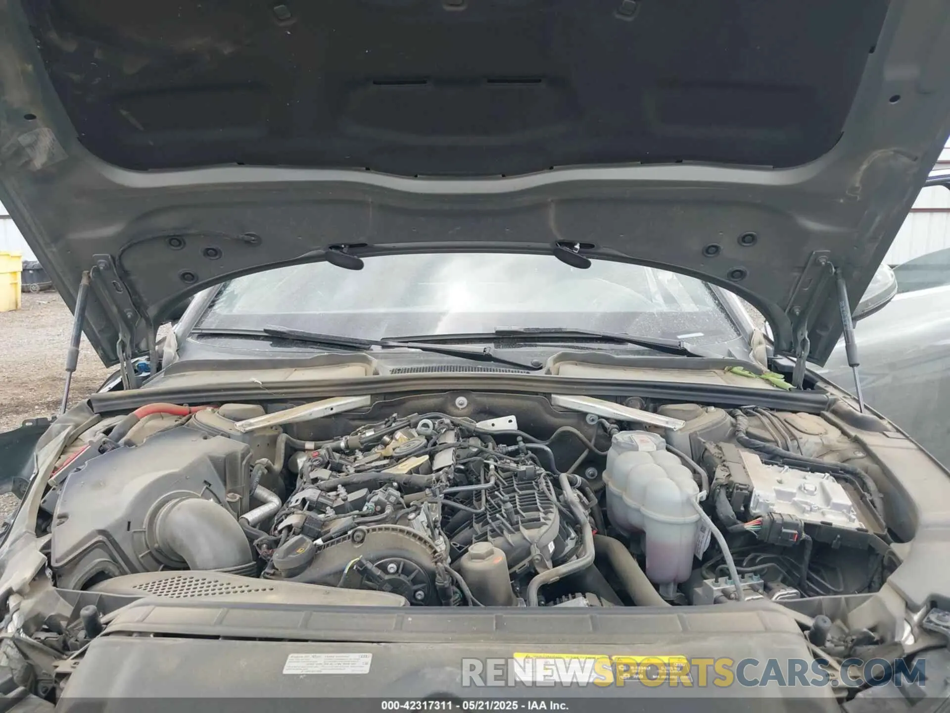 10 Фотография поврежденного автомобиля WAUEAAF45PN003120 AUDI A4 2023